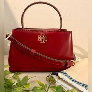 NWT TORY BURCH BRITTEN SMOOTH LEATHER MINI TOP HANDLE/CROSSBODY RED
